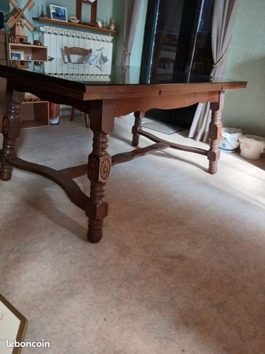 Table rectangulaire avec
