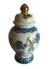 Potiche blanc oriental