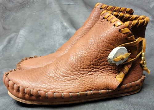Buffalo women moccasins gold - buffalo,
