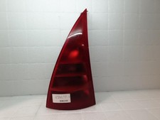 Feu arriere principal droit