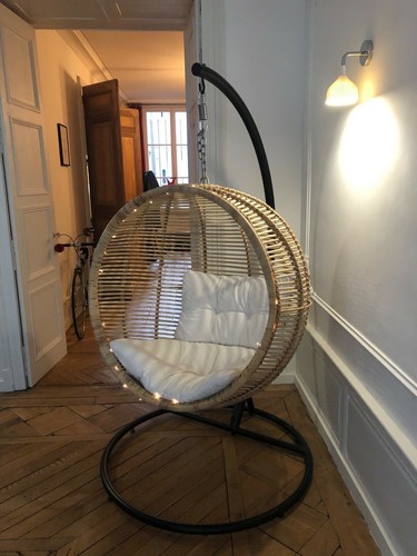 Fauteuil rond suspendu - , en