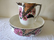 Ancien Nécessaire de toilette Faïence de SAINT AMAND (bassin, + broc) Roquebrune