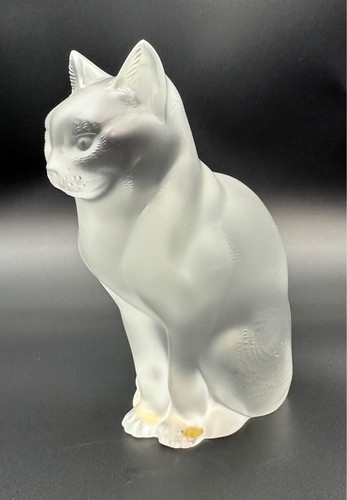 Lalique sitting cat - lalique, chat
