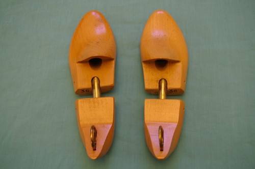 Embauchoirs bois taille - , 36