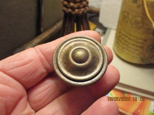 Ancien petit bouton - ancien,