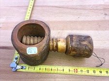 N°122 casse noisette ancien casse noix bois cracker art populaire outil  cuisine