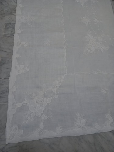 Ancien linge table - ancien, batiste