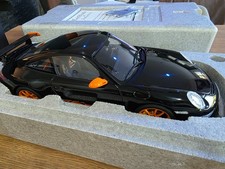 AUTOART 1/12 PORSCHE 911 997