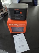 Jackery Explorer 100 Plus Batterie externe 31 Ah LiFePO 4 noir, orange avec