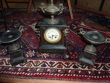 R 748 Belle Horloge en marbre