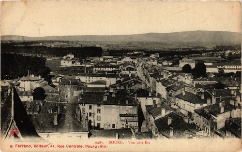 Cpa bourg vue cote est - cote,