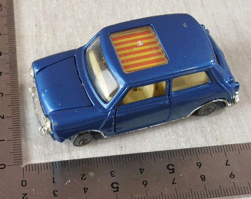 Ancienne petite voiture mini - petite, voiture,