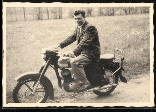 Photographie moto jawa 175cc - photographie,