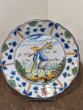 TRES BELLE ASSIETTE ANCIENNE EN FAIENCE DE NEVERS PAR  F.COTTARD