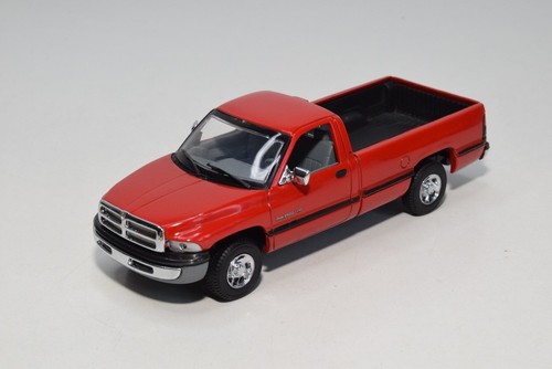 B69 universal hobbies - universal,