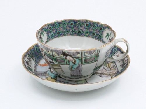 Tasse sous en - et,
