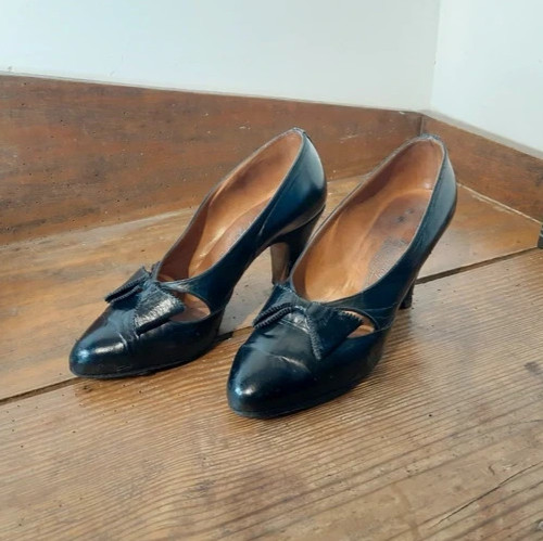 Chaussures anciennes noires - , à