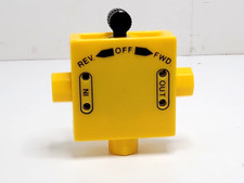Capsela 1000 Yellow Switch Box