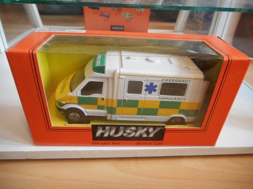 Ambulance husky blanc - husky, dans