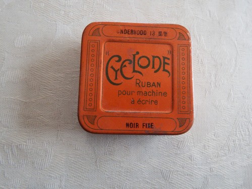 Ancienne boîte métal - boîte,