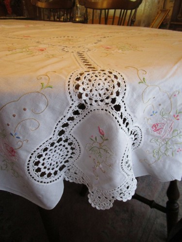 Vintage embroidered oval - embroidered,