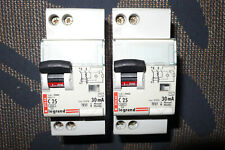 DISJONCTEUR DIFFERENTIEL 25A