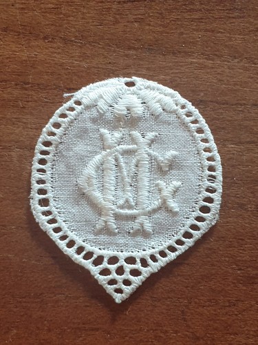 Tres joli monogramme ancien - tres,