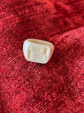 Petite chevalière bakelite