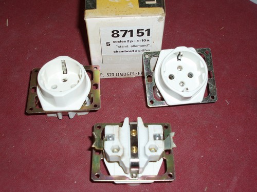 Prise 220v 2pôles - , standard