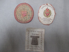 IMAGES PIEUSES. ANCIENNES DÉCORATIONS EN TISSU.  MACARONS.