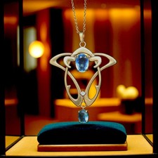 Collier Pendentif Doré