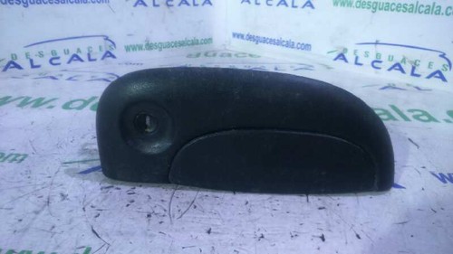 Poignee porte avant droite - poignee,