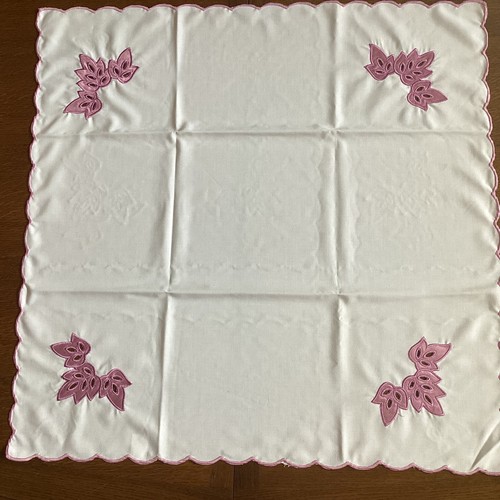 Nappe ajourée carré cm - ajourée, de