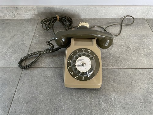 Telephone cadran ancien