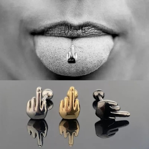 Piercings langue punk doigt