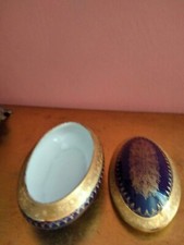 Ancienne box en porcelaine