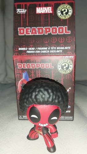 Funko pop marvel deadpool - funko,