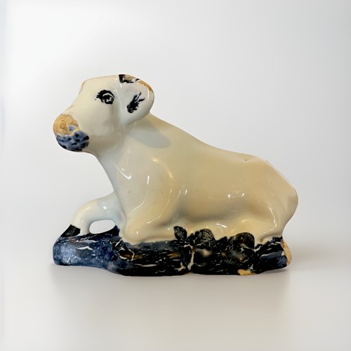 Belle statuette representant - belle,