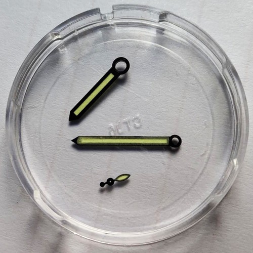 Lumineux montre mains pour eta - lumineux,
