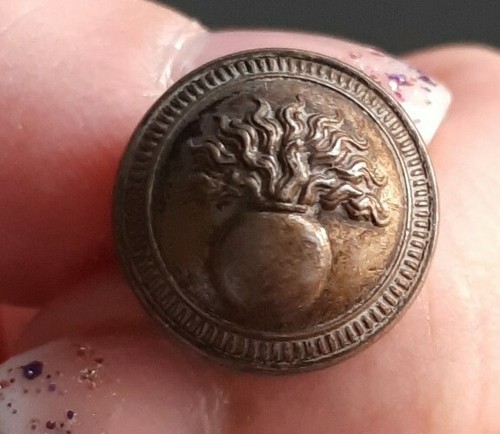 A03607 ancien bouton