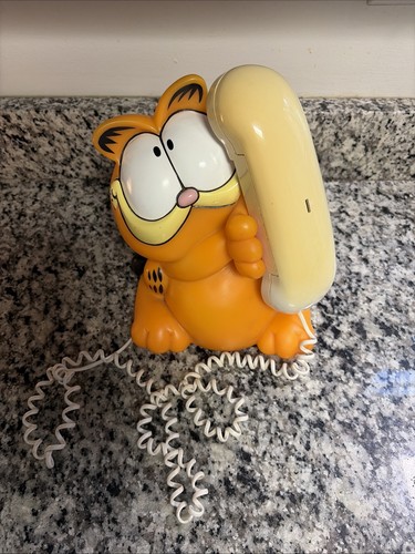 Garfield talking vintage phone - talking,