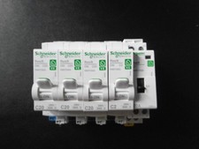 LOT DE DISJONCTEURS  SCHNEIDER ELECTRIC BROCHABLE C2A / C20A / CT CHAUFFE-EAU