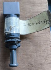 Contacteur de feux stop 7700431512  Renault laguna 1 Mégane 1 clio 2