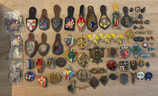 Lot d'insignes militaires anciens