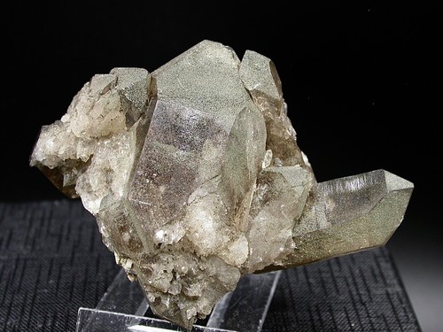 Beau quartz fumé massif - beau,