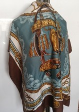 Foulard Hermès BRIDE De COUR