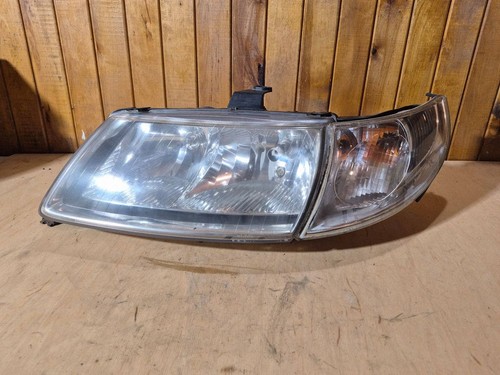 Saab 2003 avant gauche - avant,
