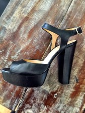 Sandale à talons hauts