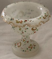Very pretty antique 19th century white alabaster glass decorated with colourful 