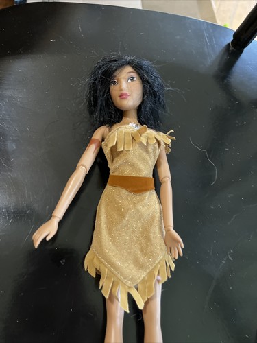 Disney pocahontas doll ee1 - pocahontas,